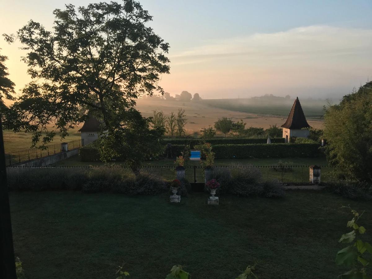 Le Manoir De Nabinaud Acomodação com café da manhã Exterior foto